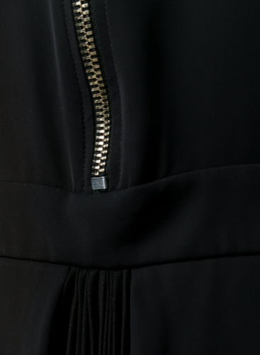 Robe plissée et zippée